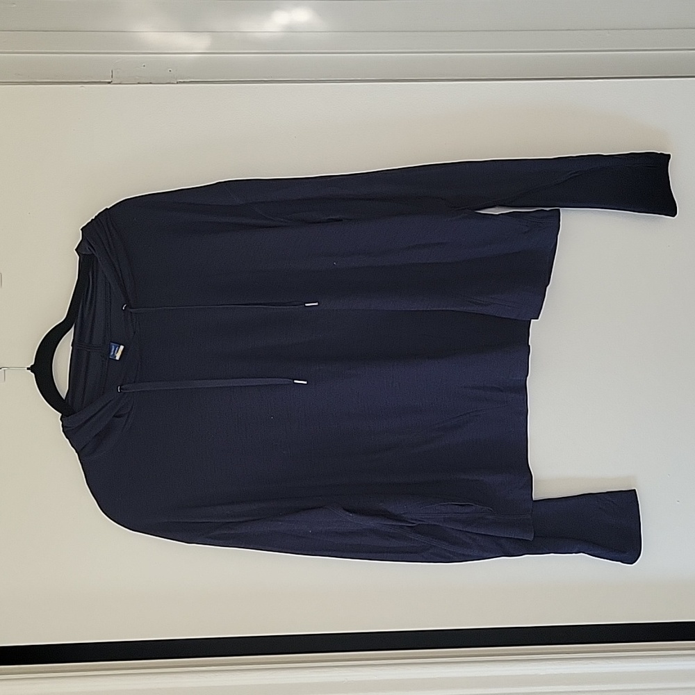 Old Navy Active Go-Dry Breathe On Navy Long Sleeve, XL Tall
